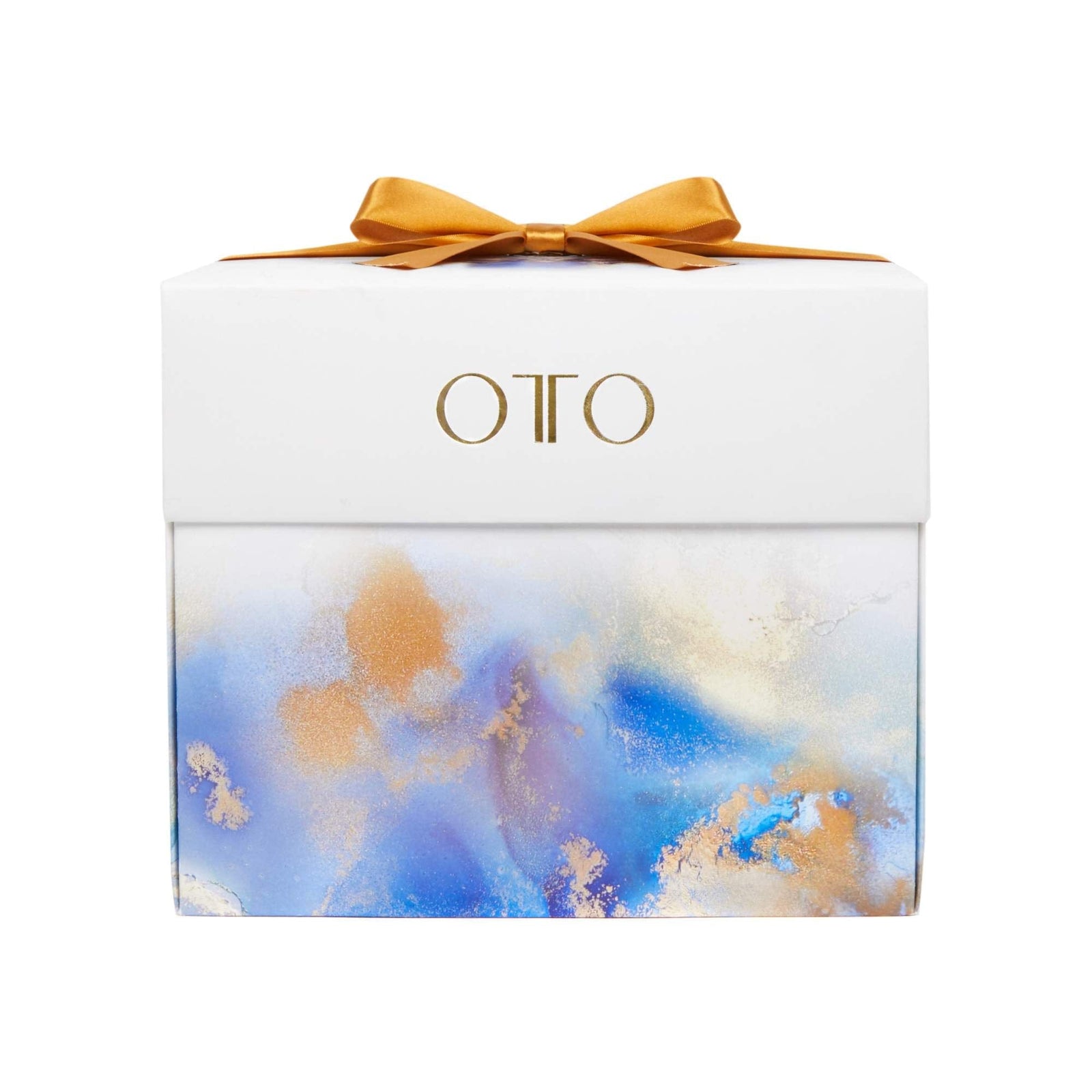 Explore the Mind Body CBD Collection, a perfect CBD gift collection with 9 expert-crafted products for calm, better sleep, and skin nourishment.