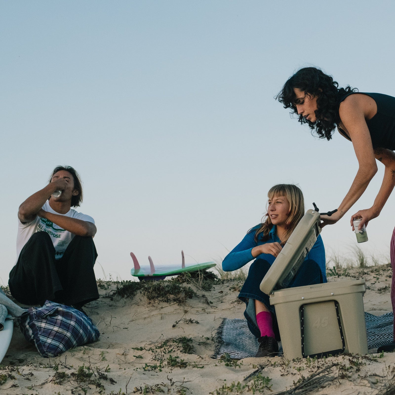 Discover Pentire Margarita, a non-alcoholic cocktail blending coastal botanicals, lime, and chili. Enjoy a vibrant drink that’s perfect for any occasion.