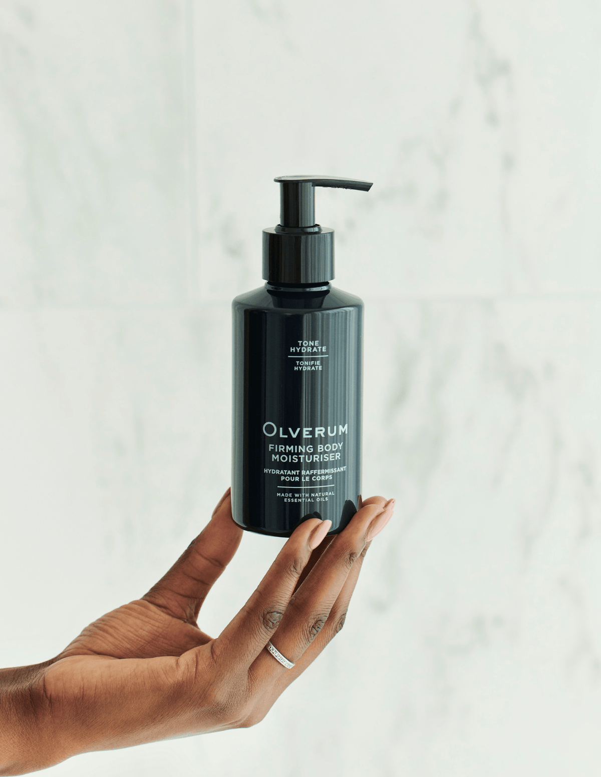 Experience firmer, smooth skin with Olverum Firming Moisturiser. Nourishes and hydrates with velvet texture. Perfect for rejuvenation and elasticity.