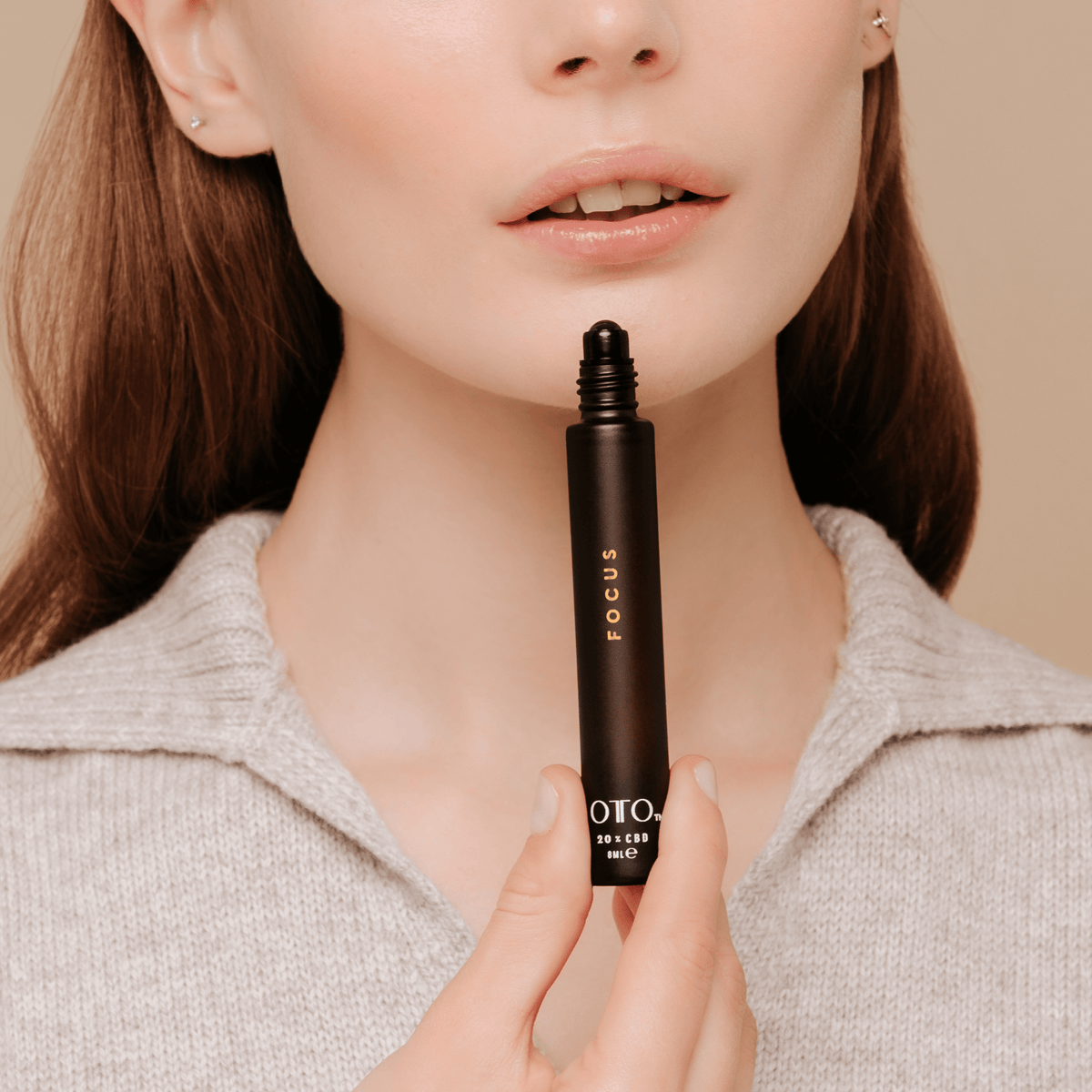 Stay calm and focused with Body Focus CBD Roll-on. A natural aromatherapy blend for stress relief, clarity, and balance. Shop Reverie Luxe today